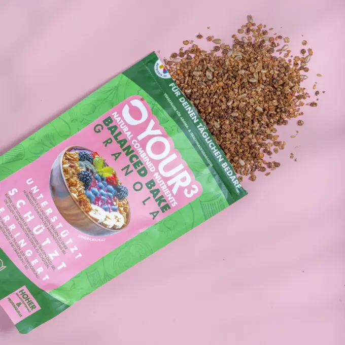 Detailbild der Verpackung und des nährstoffoptimierten Granolas