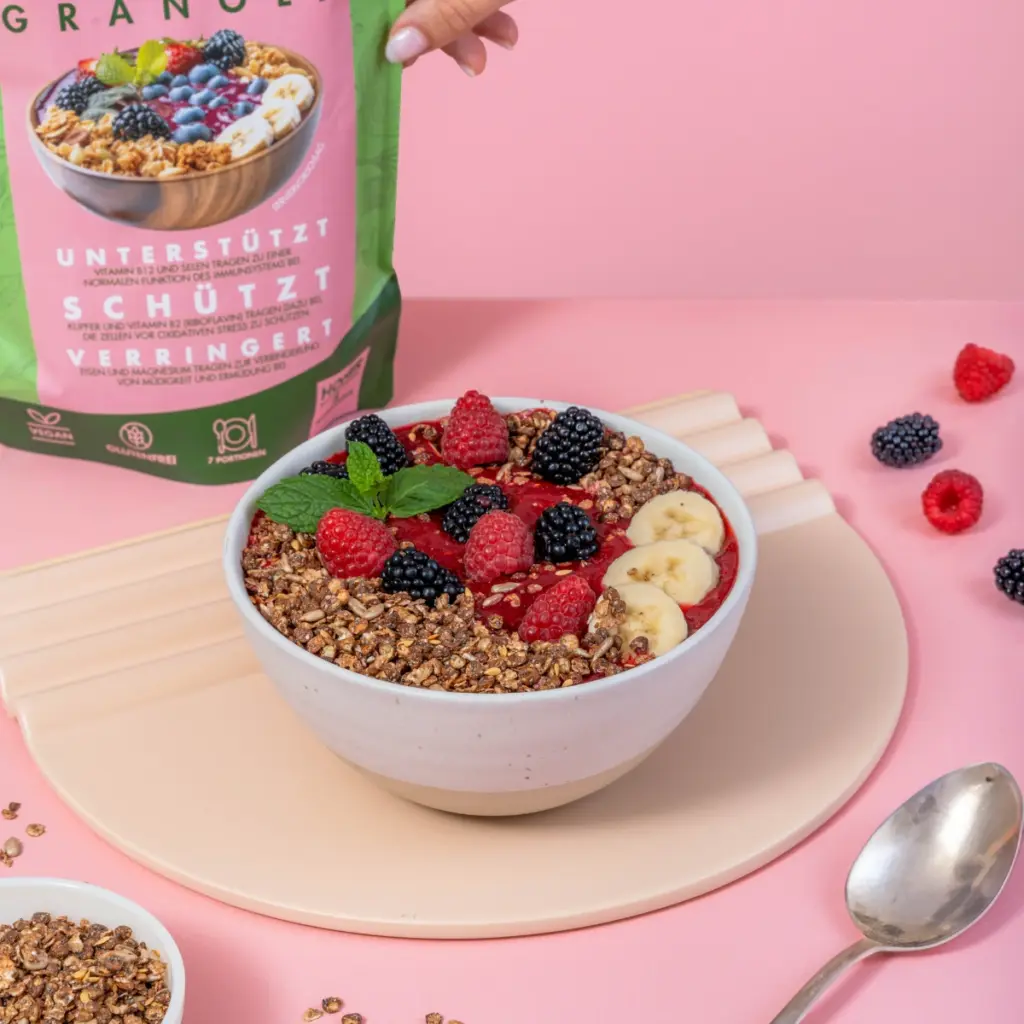Detailbild der Verpackung und des nährstoffoptimierten Granolas